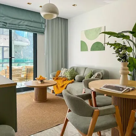 Qoople Legend A - Stylish By The Sea Apartment